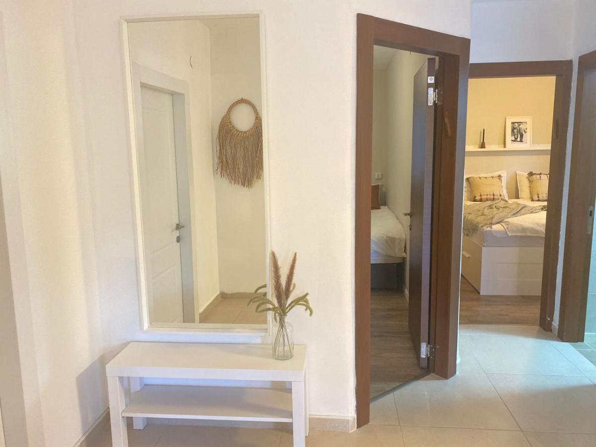 מול האגם Apartment มา'อาลอท ตาร์ชิฮา ภายนอก รูปภาพ